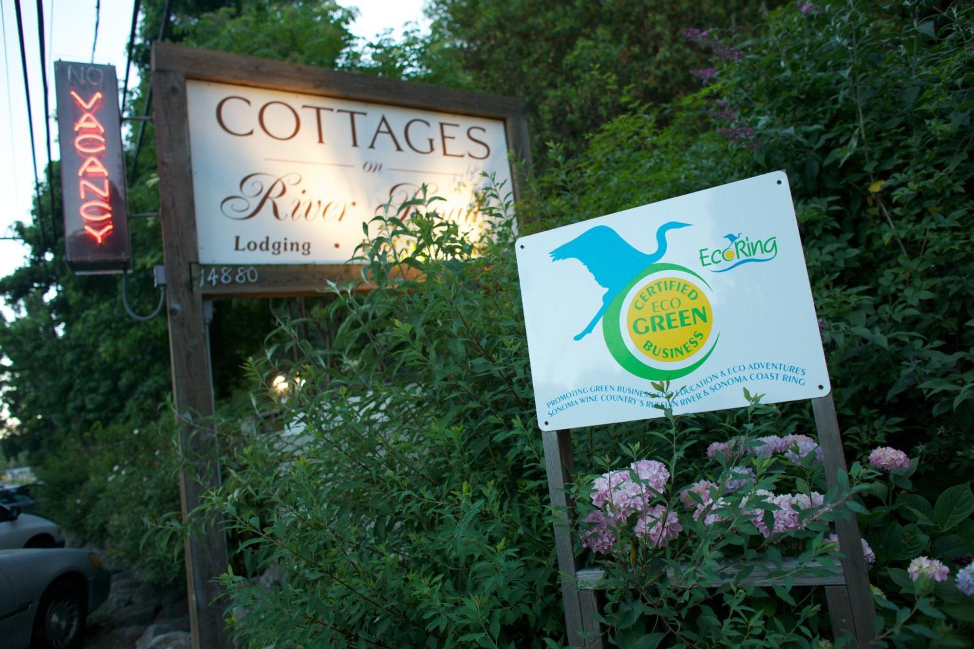 On River Road 3* Guerneville